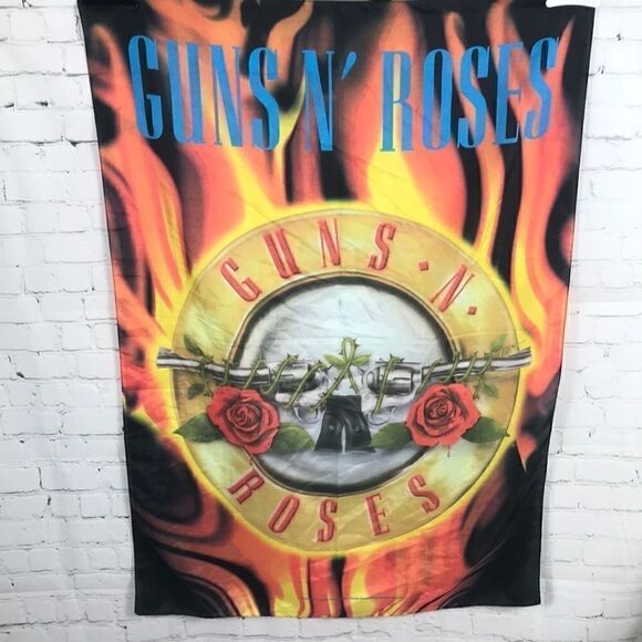 Guns N’ Roses Flag Polyester Flag 29”w 42”L 2012 - Picture 1 of 3
